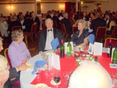 01 L-R Partial rear view Angela Roberts, Dave Robertson & wife Rosie, Brad Bradbury &